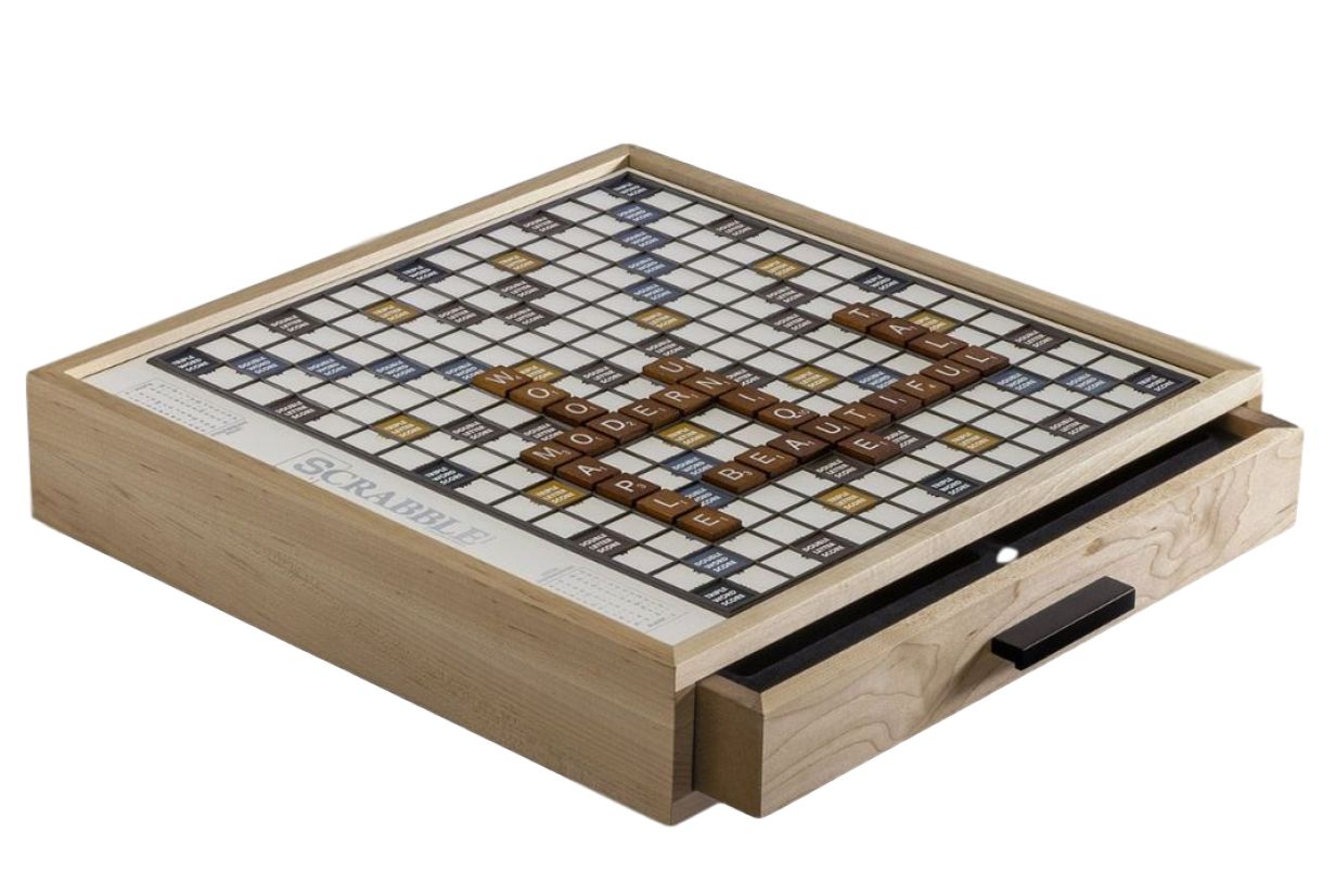 Scrabble Maple Luxe Edition : game-room