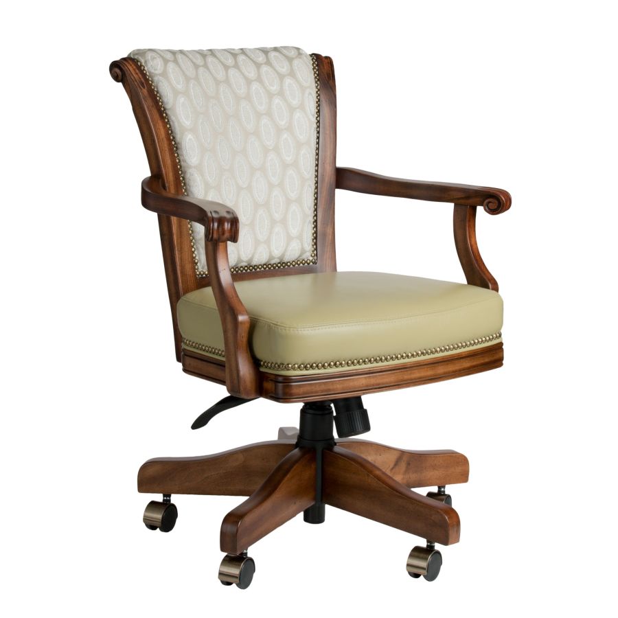 Classic Maple Game Chair : game-room
