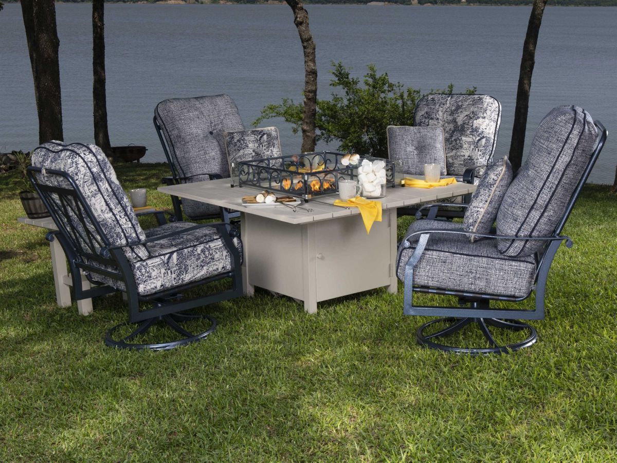 Cortland Deep Seating : outdoor-patio