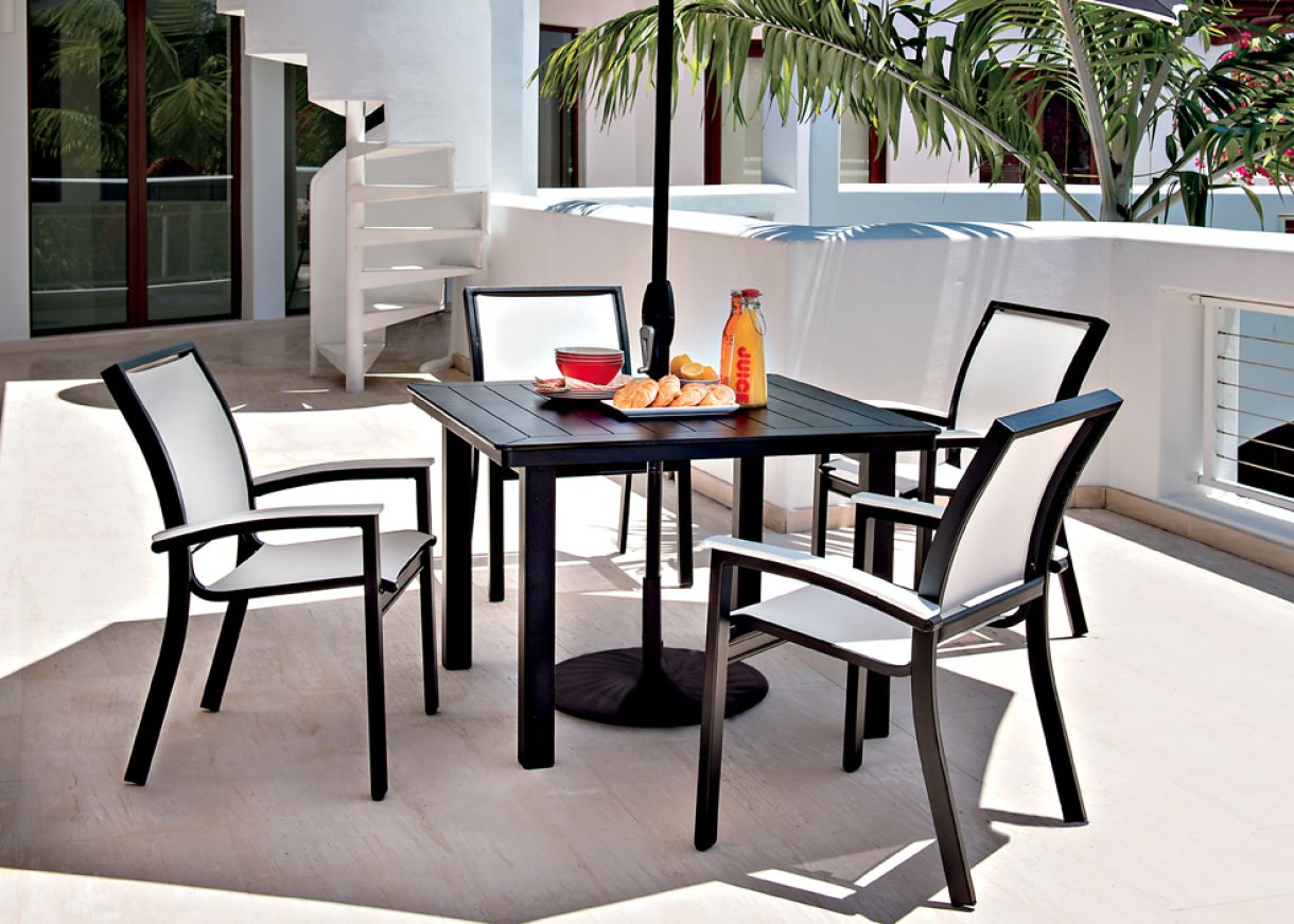 Bazza Sling MGP : outdoor-patio