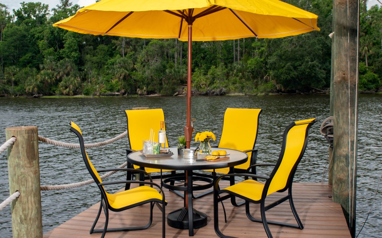 Cayman Isle Sling Dining : outdoor-patio