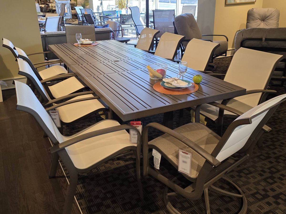 Fremont Expanding Dining Set : outdoor-patio