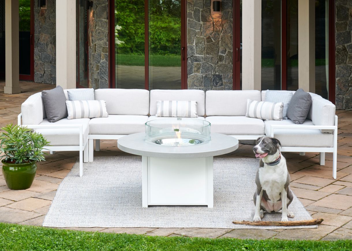 Larssen Sectional : outdoor-patio