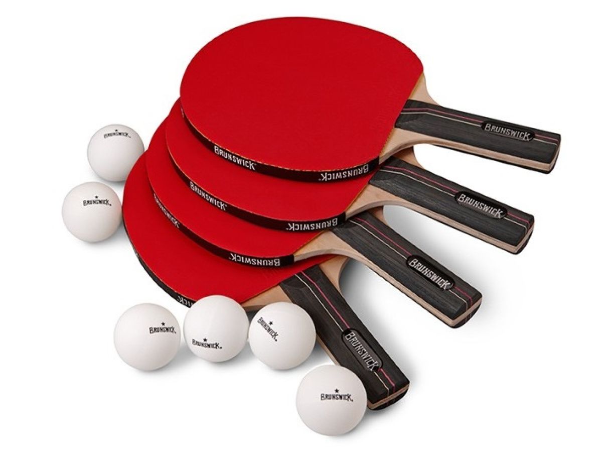Brunswick 4 Player Table Tennis Set : game-room