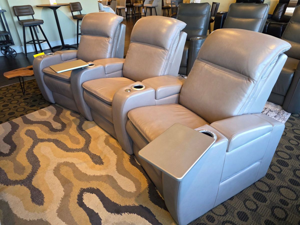 Vertex Set of 3 Theater Seats  : furniture